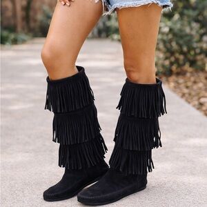 Minnetonka Tall Fringe Suede Moccasin Boots Size 10 Black